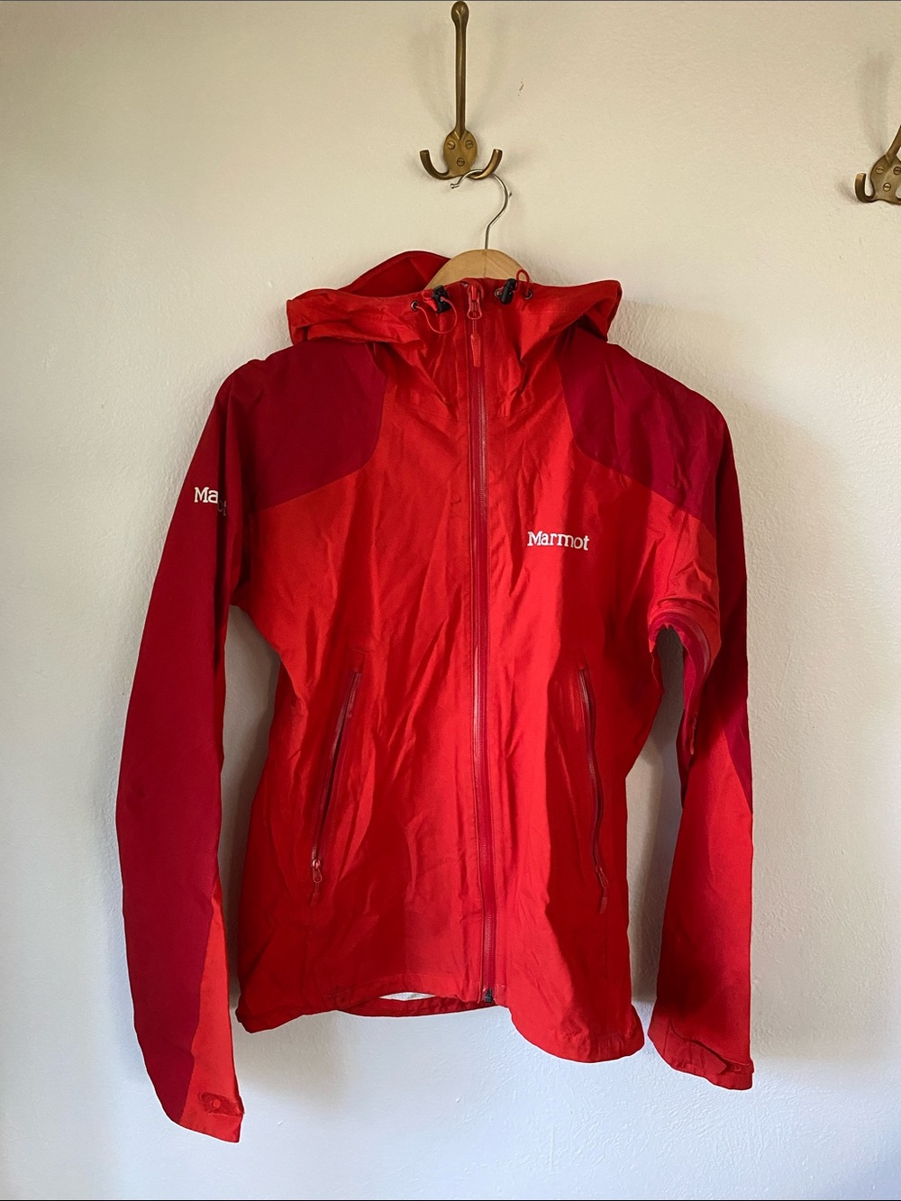 Marmot Women's Waterproof hiking Jacket